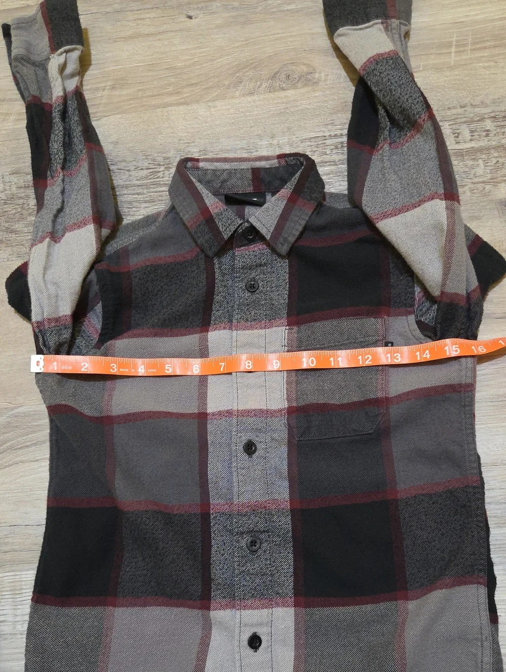 Vans Gray, Black & Maroon 100% Cotton Plaid Button-Down Shirt Boys Size S